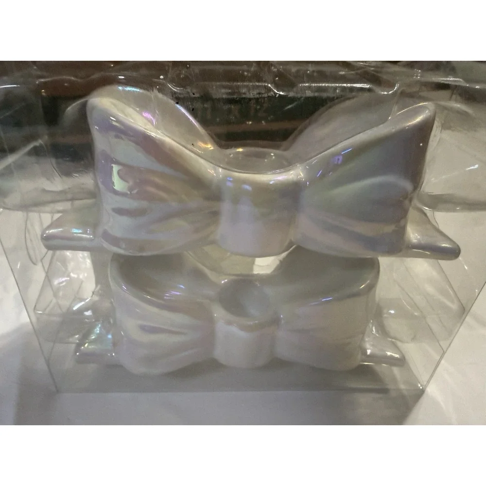 2 Count Ceramic Taper Holders Iridescent White Bow Design Candle Holders NIB